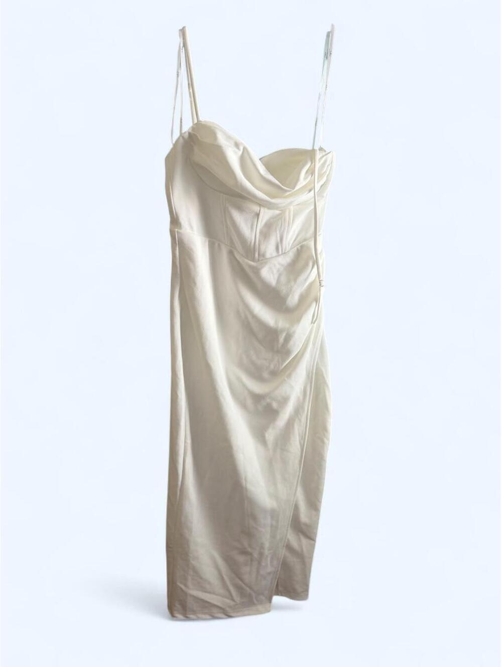 Lulus NWT DAMAGED